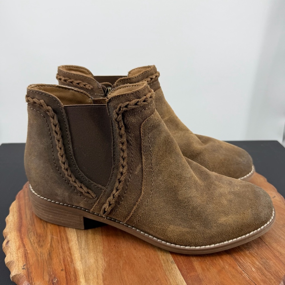 Earth Women's Nika casual booties in brown suede braided sz‎ 10W wide